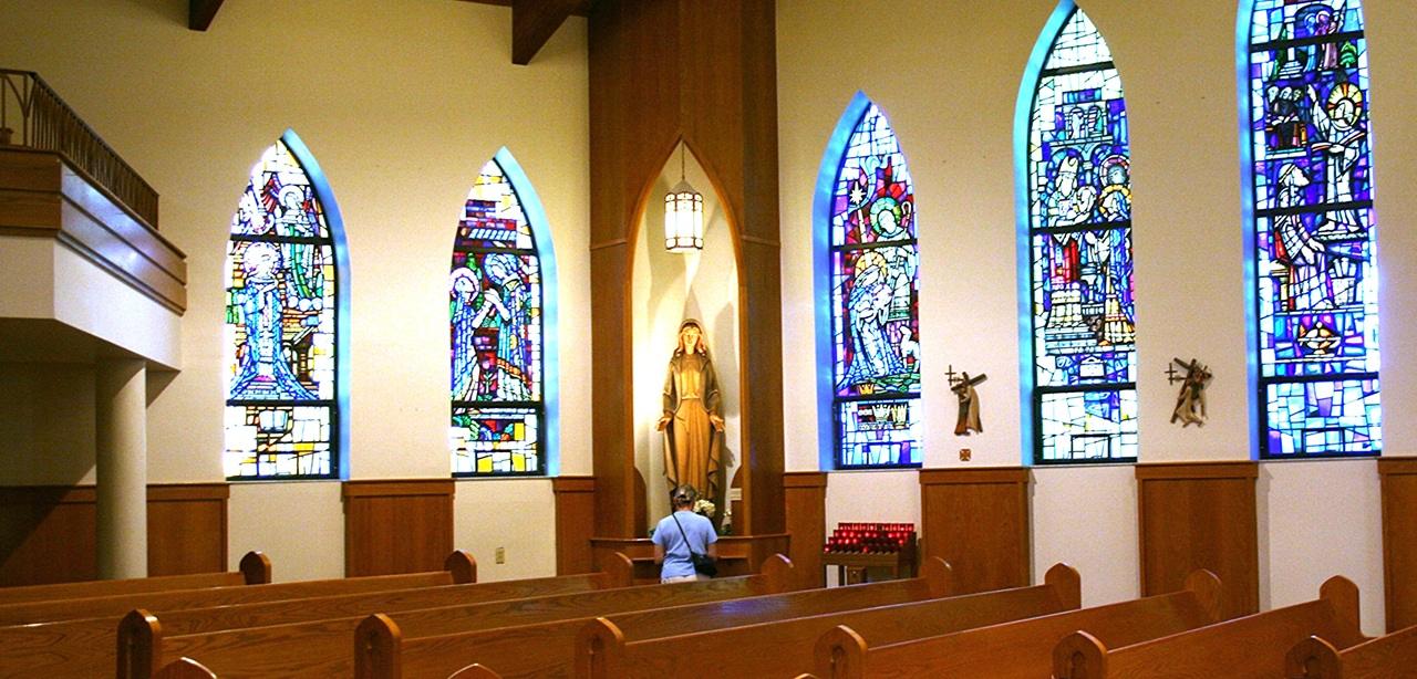Praying in church to discover God's Plan